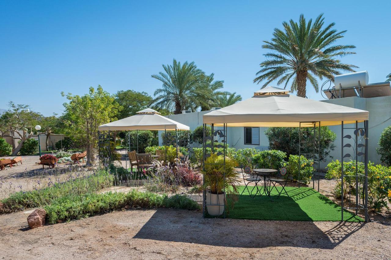 Eilot Kibbutz Country Lodging Eilat Buitenkant foto