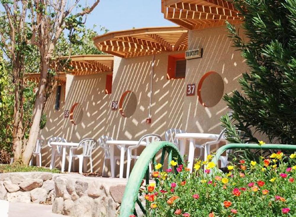 Eilot Kibbutz Country Lodging Eilat Buitenkant foto