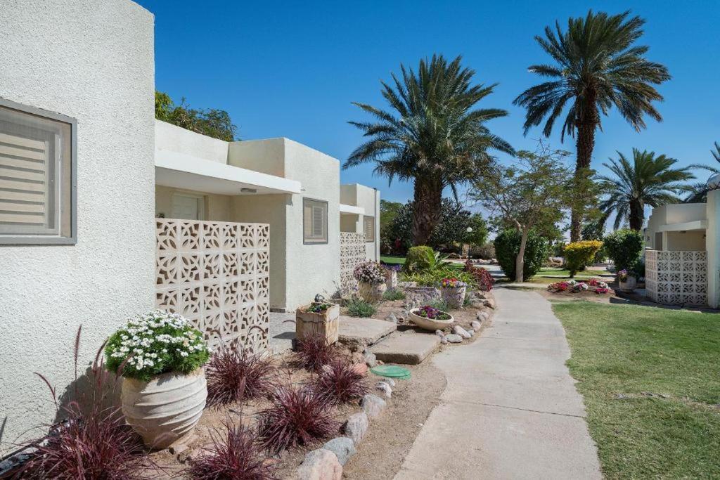Eilot Kibbutz Country Lodging Eilat Buitenkant foto