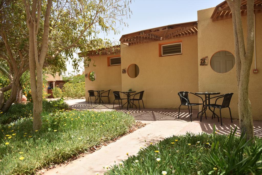 Eilot Kibbutz Country Lodging Eilat Buitenkant foto
